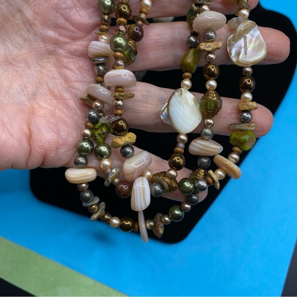 Multistrand Stone Glass Shell Beads Natural Bohemian Style Artisan Made Necklace - Picture 7 of 9